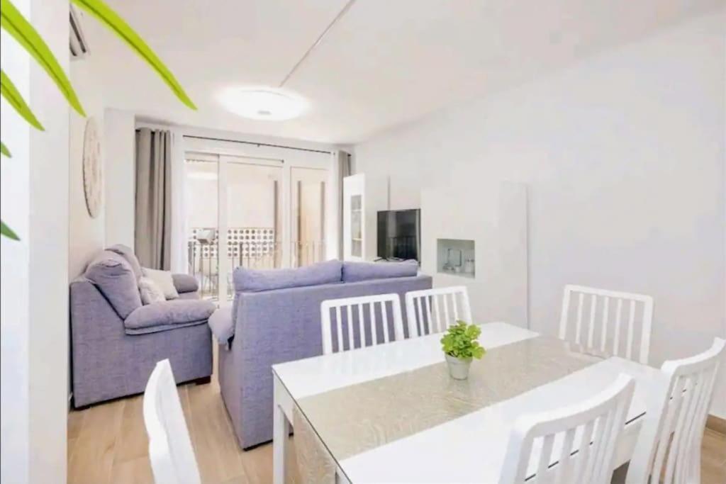 Apartamento Puerto Sol Y Mar ฟูเอนฮิโรลา ภายนอก รูปภาพ