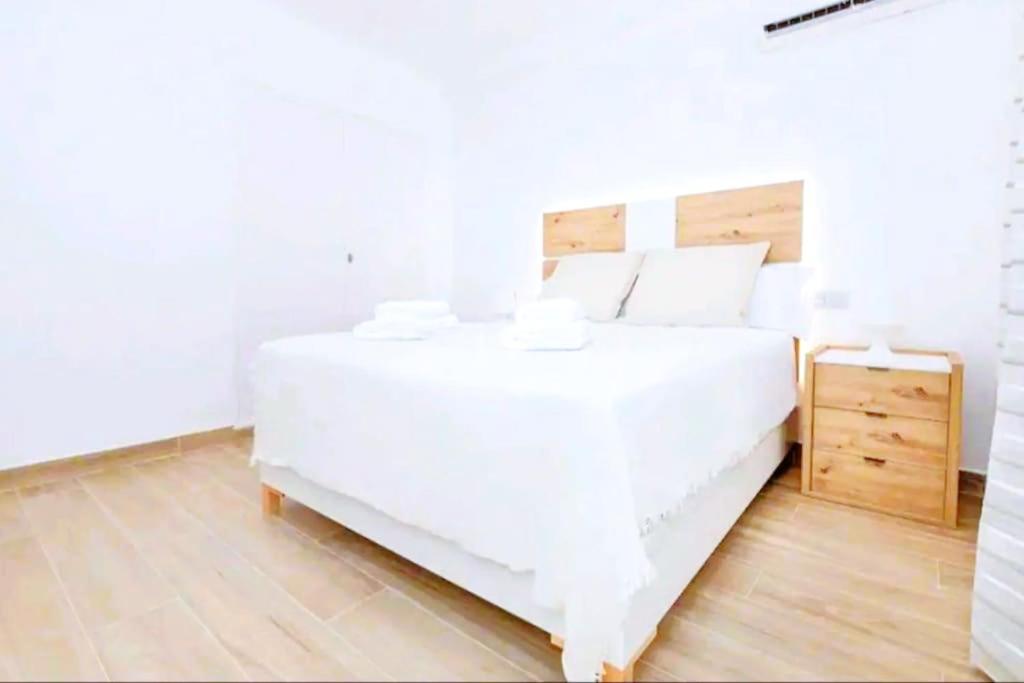 Apartamento Puerto Sol Y Mar ฟูเอนฮิโรลา ภายนอก รูปภาพ