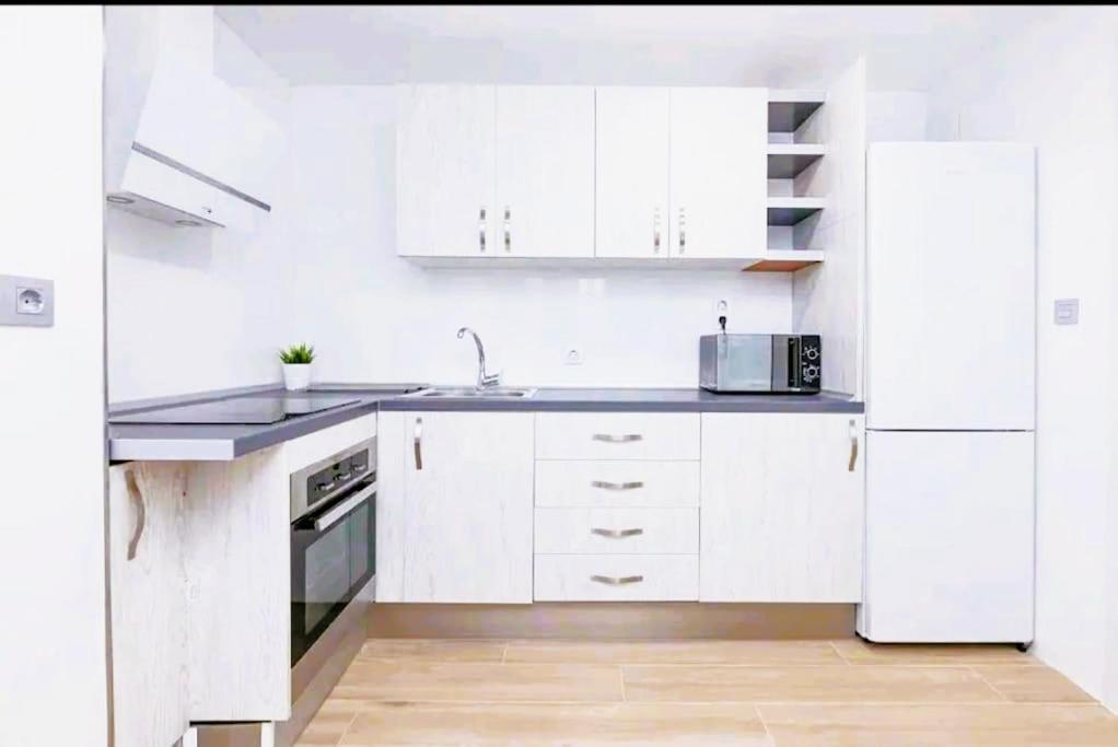 Apartamento Puerto Sol Y Mar ฟูเอนฮิโรลา ภายนอก รูปภาพ