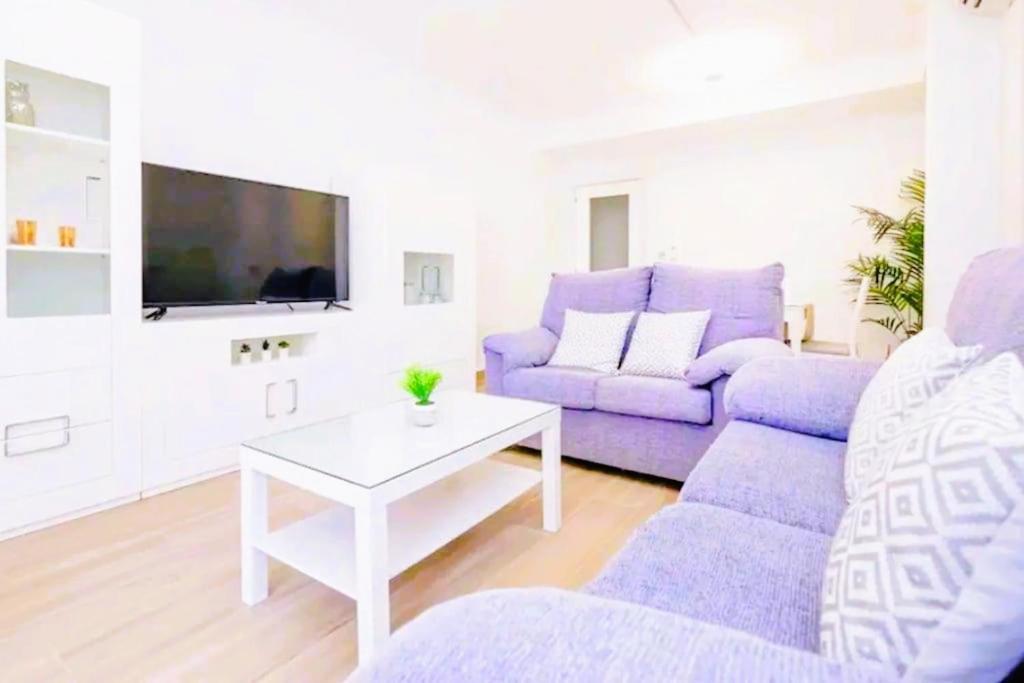 Apartamento Puerto Sol Y Mar ฟูเอนฮิโรลา ภายนอก รูปภาพ