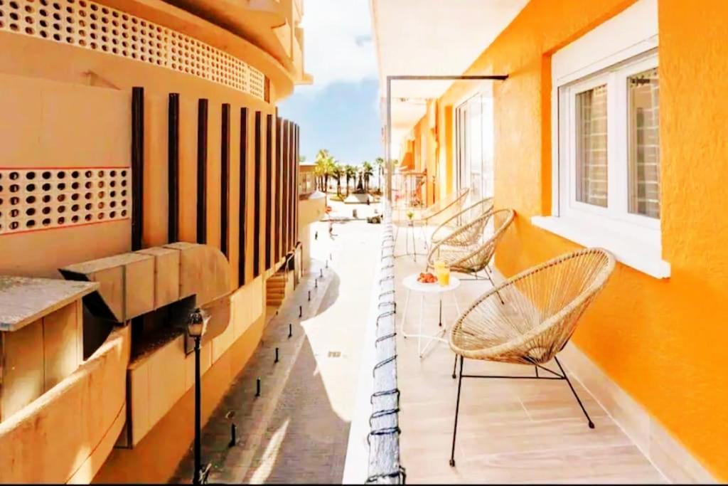 Apartamento Puerto Sol Y Mar ฟูเอนฮิโรลา ภายนอก รูปภาพ